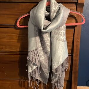 Gray Pashmina scarf